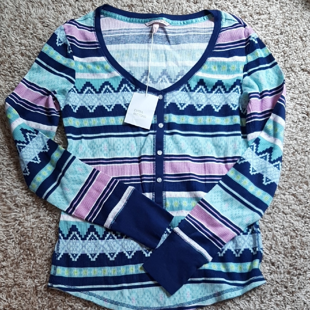 Victorias Secret Blue and Pink Pajama Set with Geometric Print - Picture 2 of 5